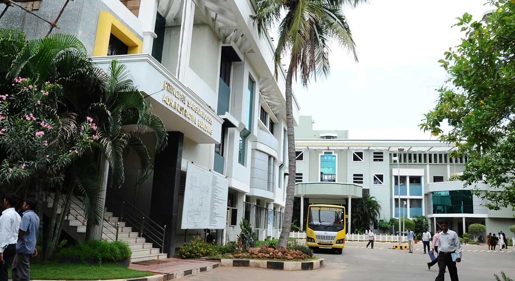 college for BSc Physics In India