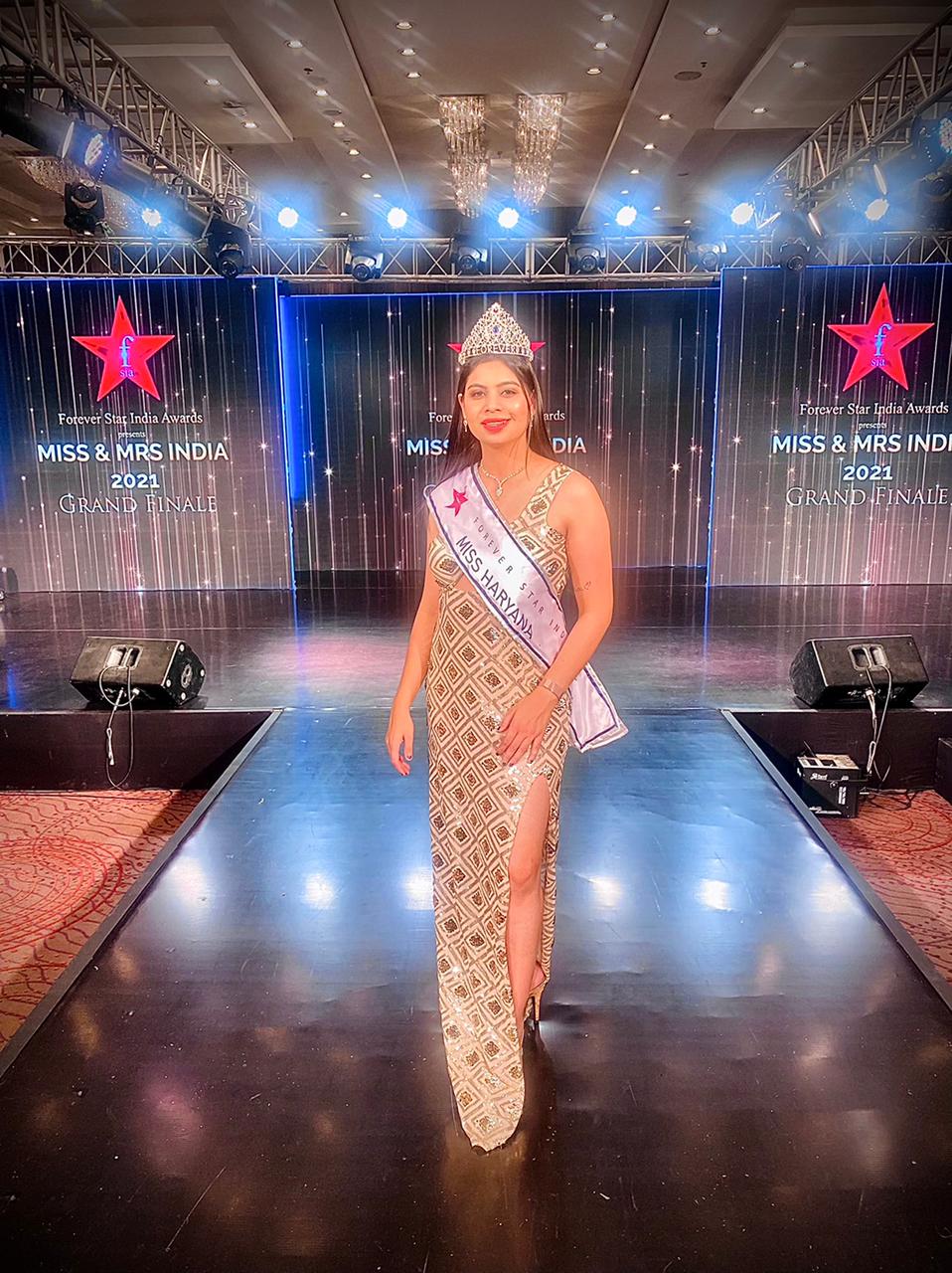 Shruti Chotani after winning Miss Haryana Title