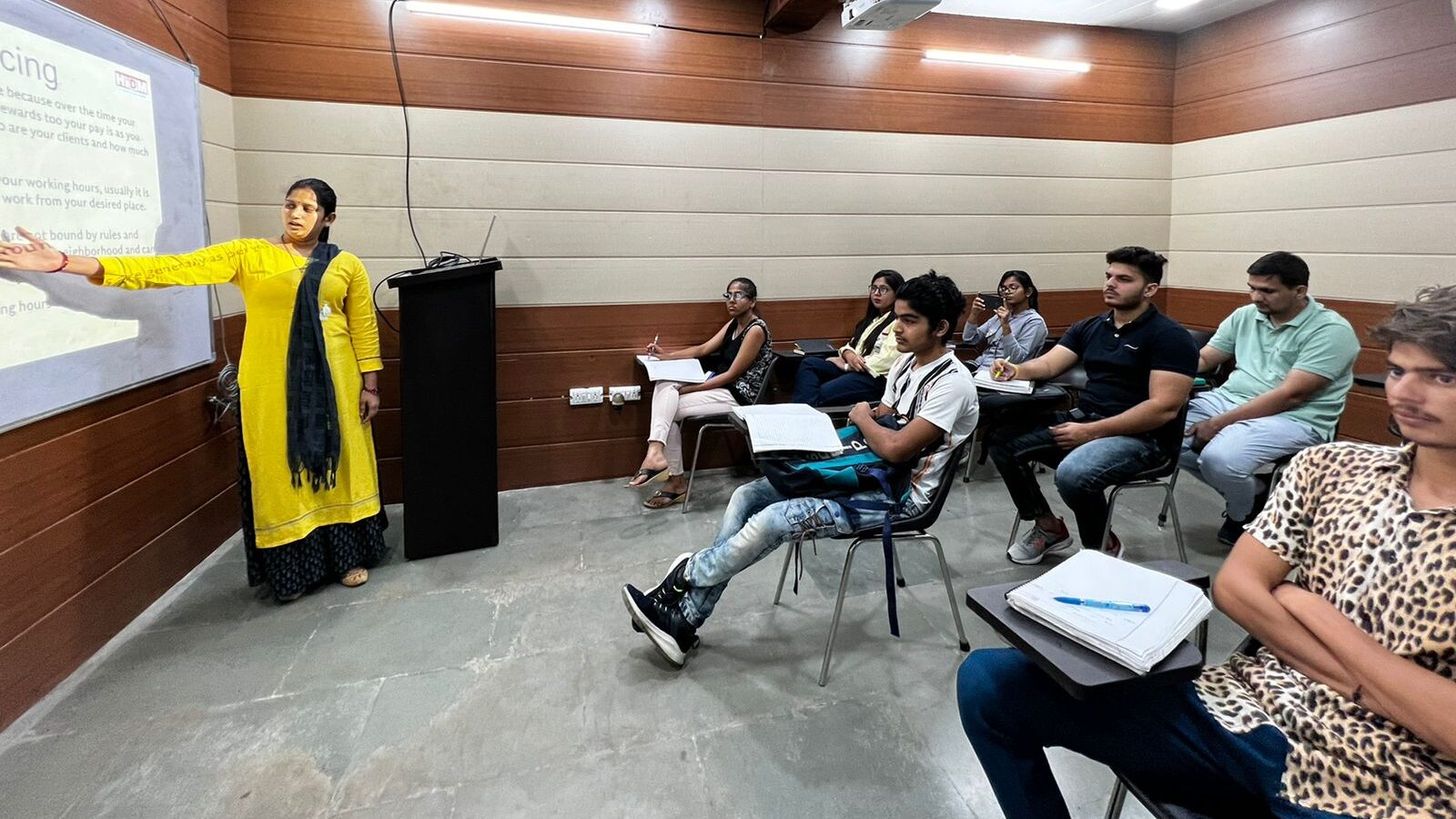 Seminar on How to become a freelancer digital marketer