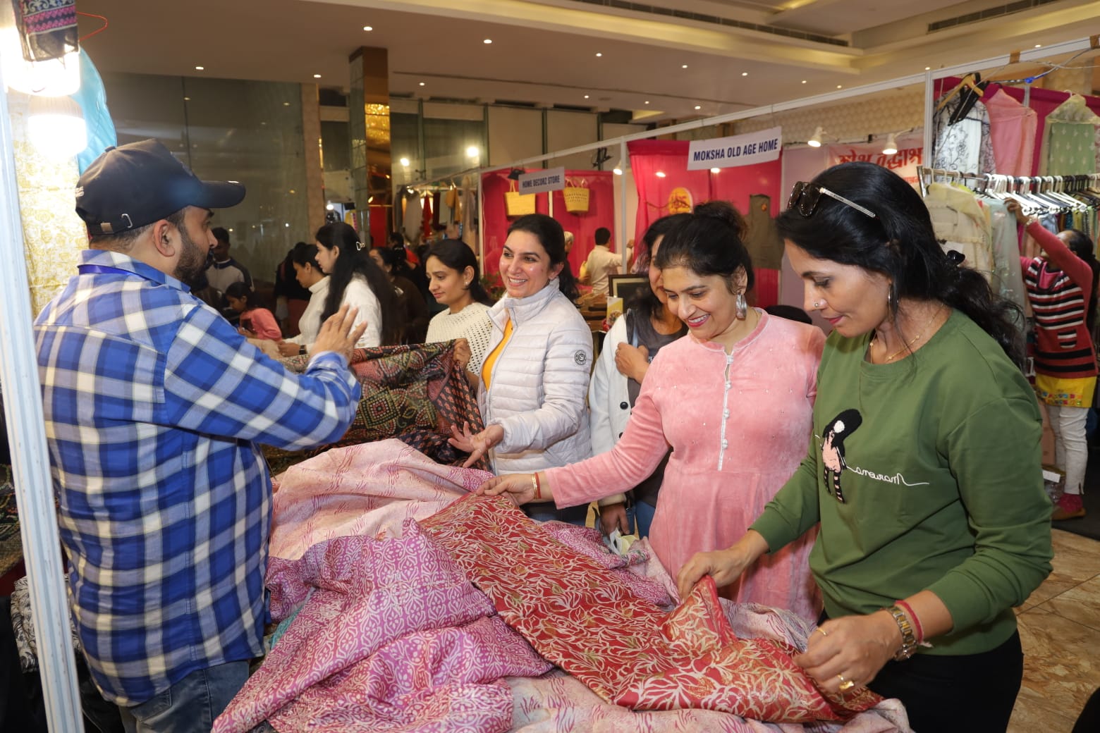 Shopping festival in Hisar