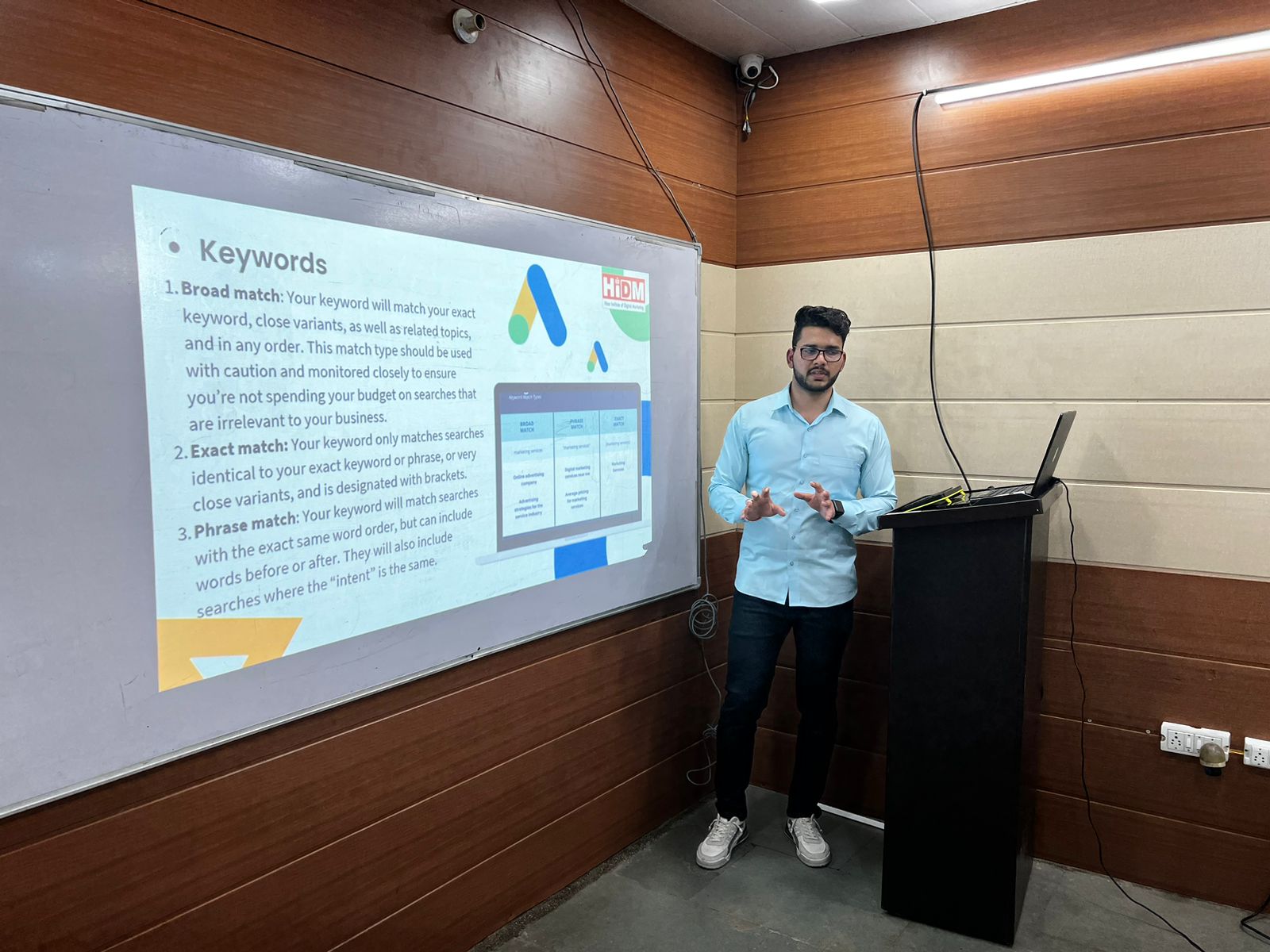 Digital Marketing Seminar Fest 2023