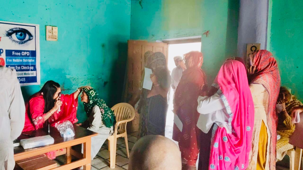 Free medical eye checkup camp
